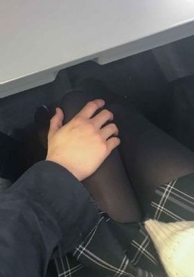 白丝美女被c_1080在线观看