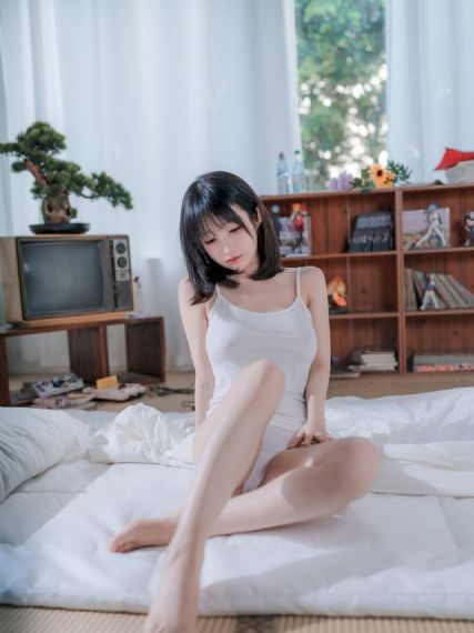 邻居漂亮的妻子2_4K在线播放