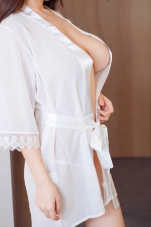 怪兽娘第一集在线观看_蓝光高清电影在线