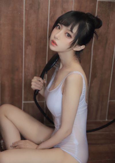 她来自胡自志明市_高清蓝光在线观